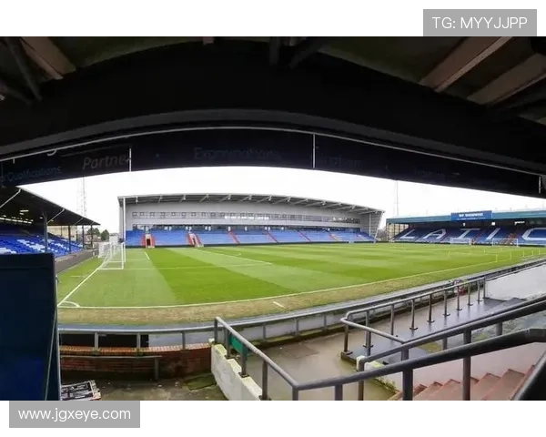 奥尔德姆俱乐部迎来重大变革新援加盟助力球队重返巅峰