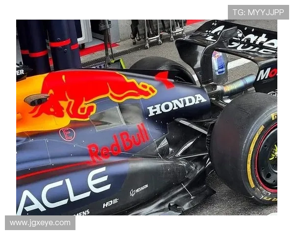 F1赛季最新动态：梅赛德斯车队迎来重大升级，红牛车队势不可挡