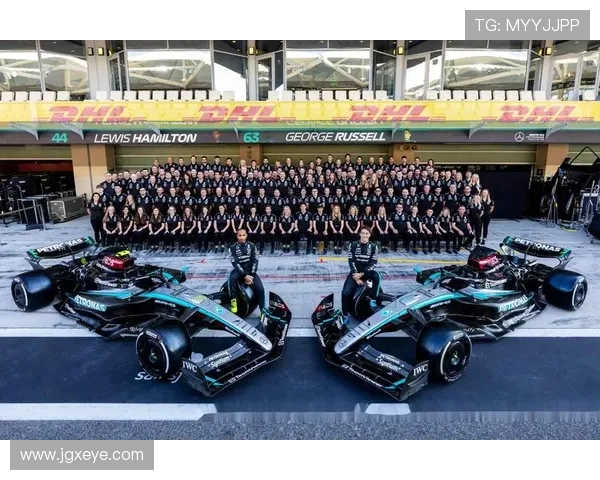 F1车队新赛季备战激烈 各队阵容调整与技术创新成焦点