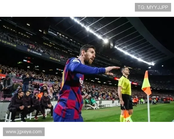 梅西重返巴萨引发热议，球迷期待新赛季精彩表现