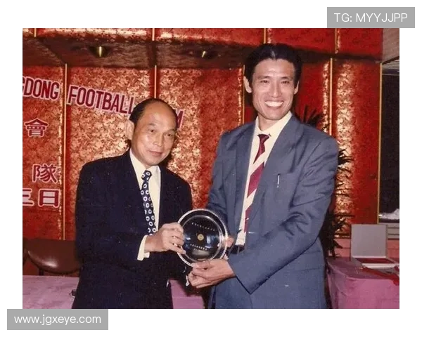 都灵俱乐部百年风云与城市足球精神传承之路